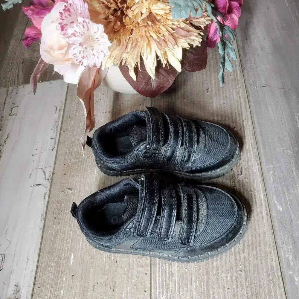 OshKosh B'gosh Black Jasper Size 7 Toddler Boy Sneakers Casual Shoes EUC